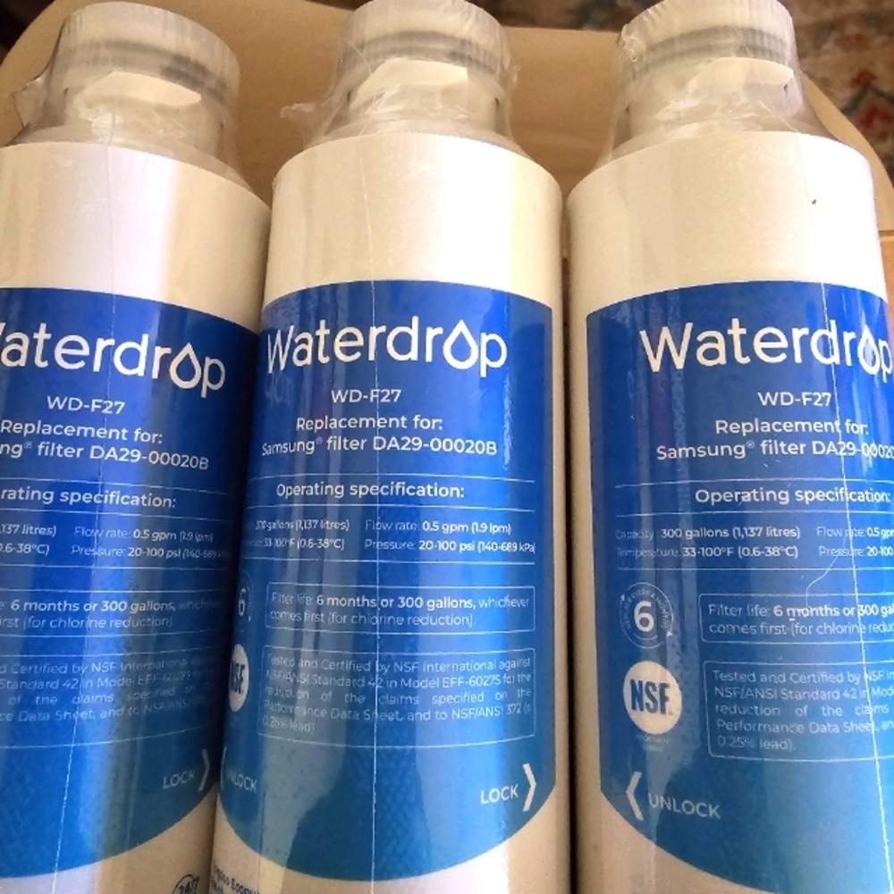 Replacement Water Filter - Blue and White